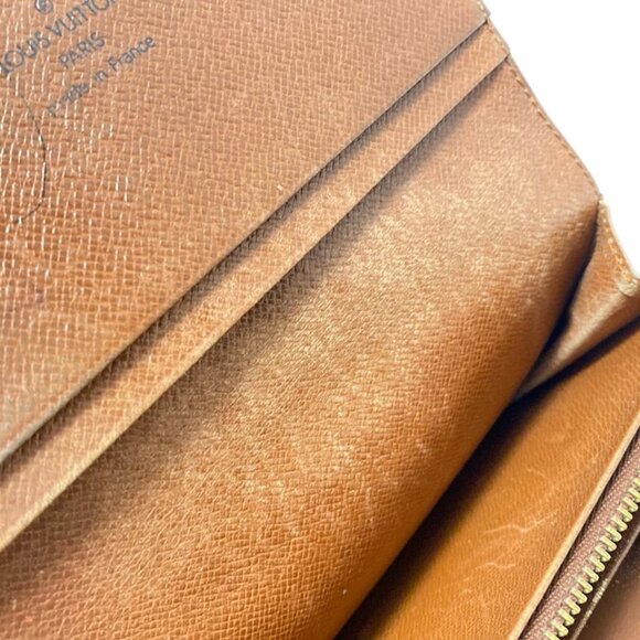 LOUIS VUITTON Porte Monnaie Zip Monogram - Bifold Wallet 136-081225 - Picture 10 of 11